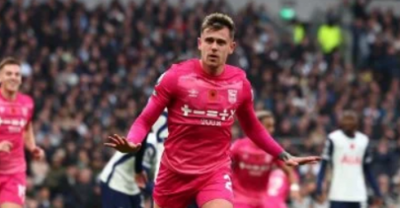 توتنهام ضد إيبسويتش تاون .. تفاصيل المباراة مباشر